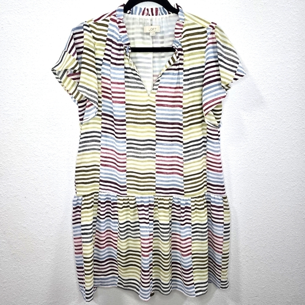 Loft Womens Drop Waist SunDress Colorful Print Flutter Sleeves Key Hole Size S.